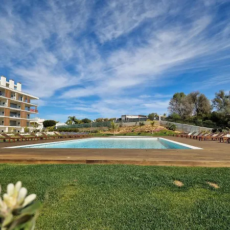 La Vanoise Piscina E Jardim * Albufeira